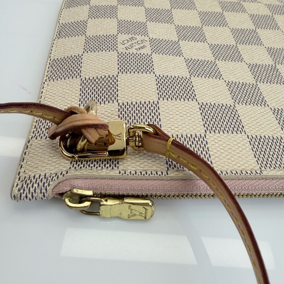 Louis Vuitton Damier Azur Wristlet - Picture 7 of 11